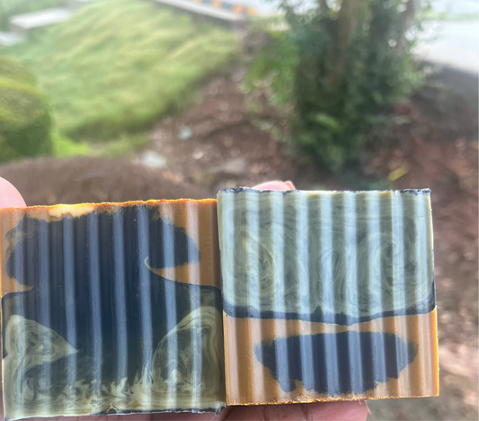 Turmeric charcoal bar